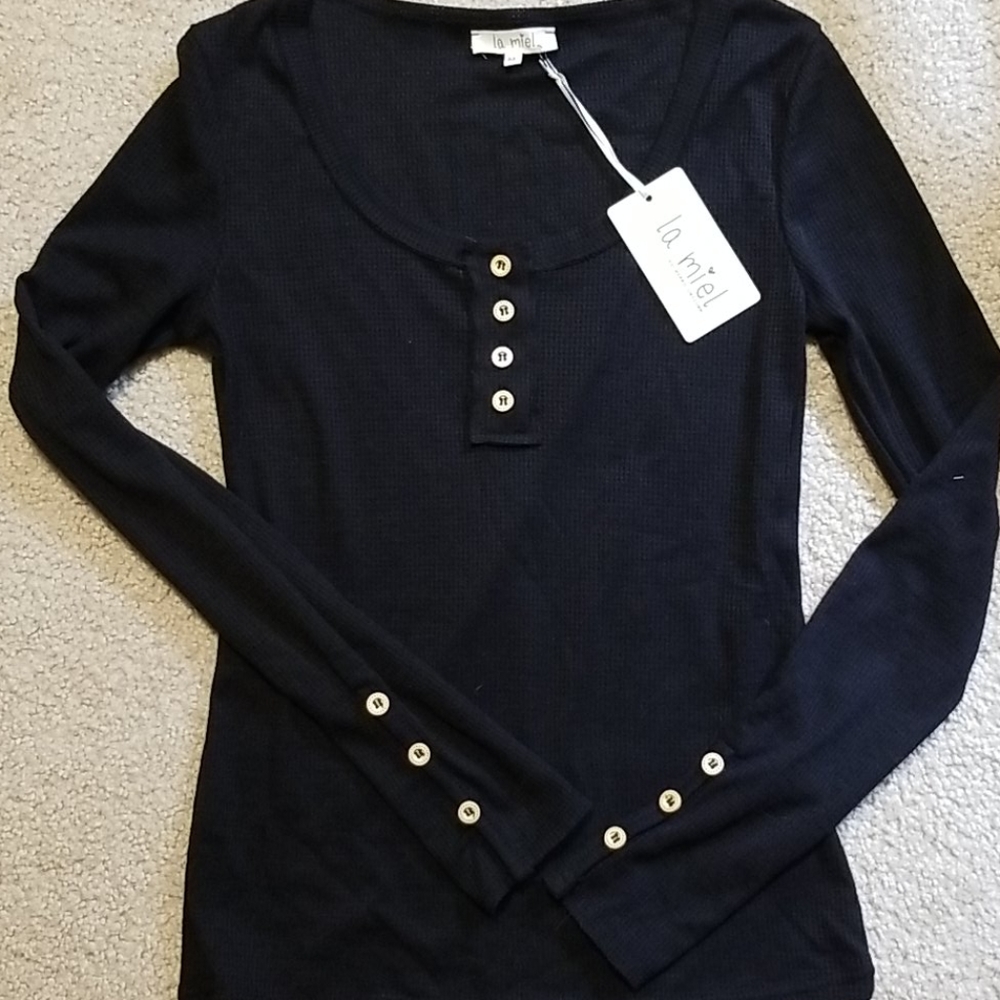 Mindy Mae's Market long sleeve